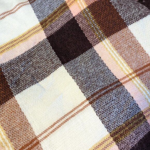 Shiraleah Chicago Plaid Blanket Scarf Shawl Flannel Cottage Core - Picture 5 of 7